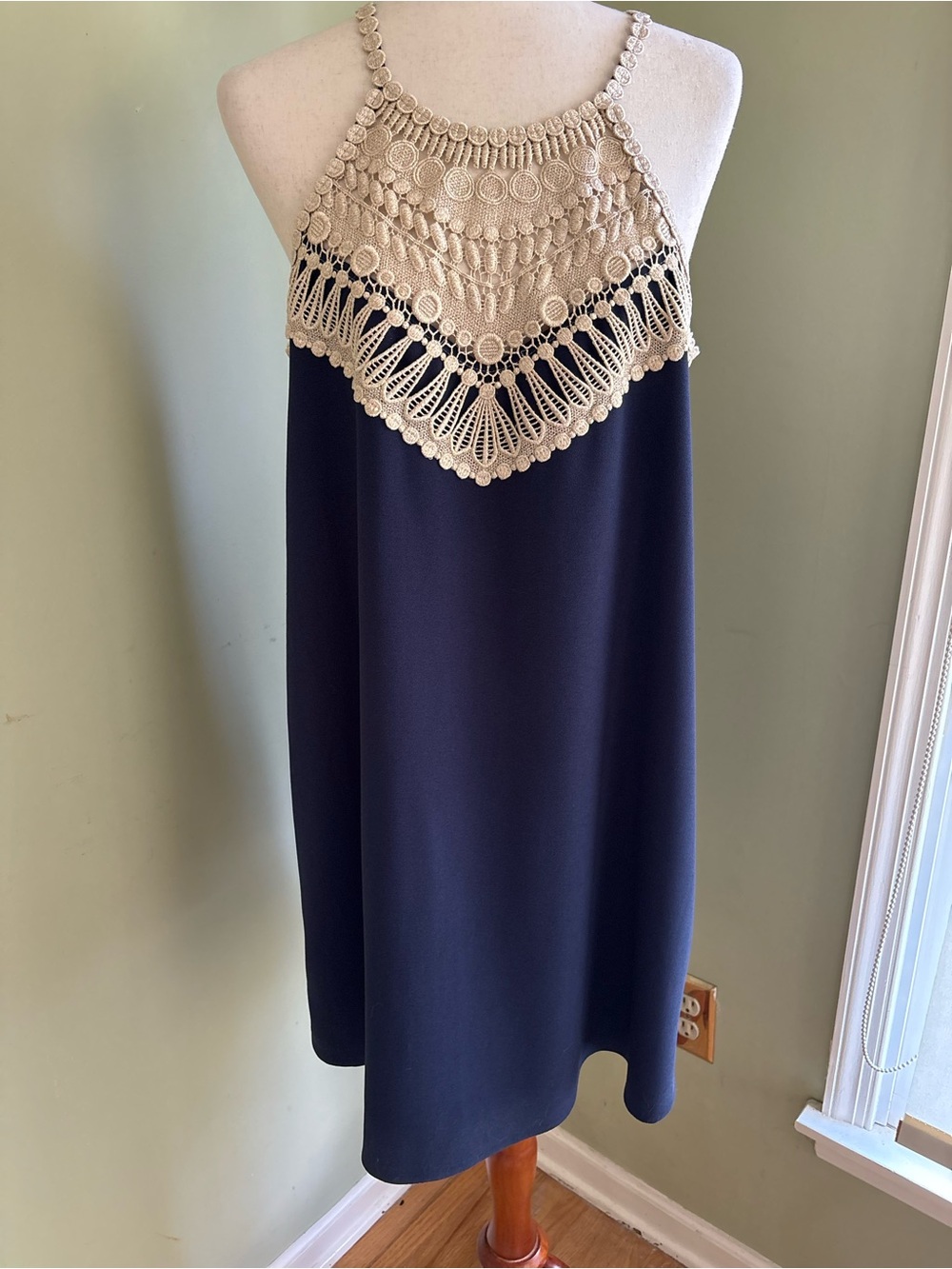 Lilly Pulitzer Pearl Soft Shift Halter Dress in True Navy size 12. Great shape!